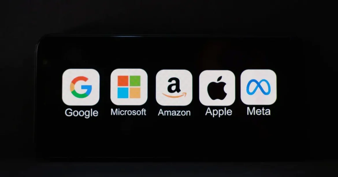 O novo colonialismo digital: como Big Techs (Google, Meta, Amazon) dominam o Brasil com dados. Extração de valor, impostos baixos, lucros no exterior, dependência tecnológica e soberania digital. Análise 2026.